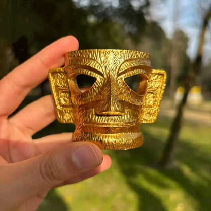 Gold Mask 3D Fridge Magnet from The Sanxingdui Museum-LuckyCharms.Shop