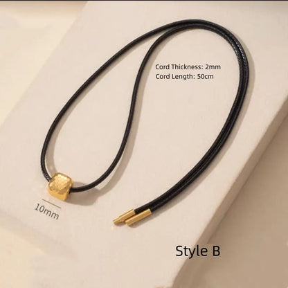 光沢のあるゴールドのル・ル・トンペンダント | レディースレザーコードネックレス、4スタイル