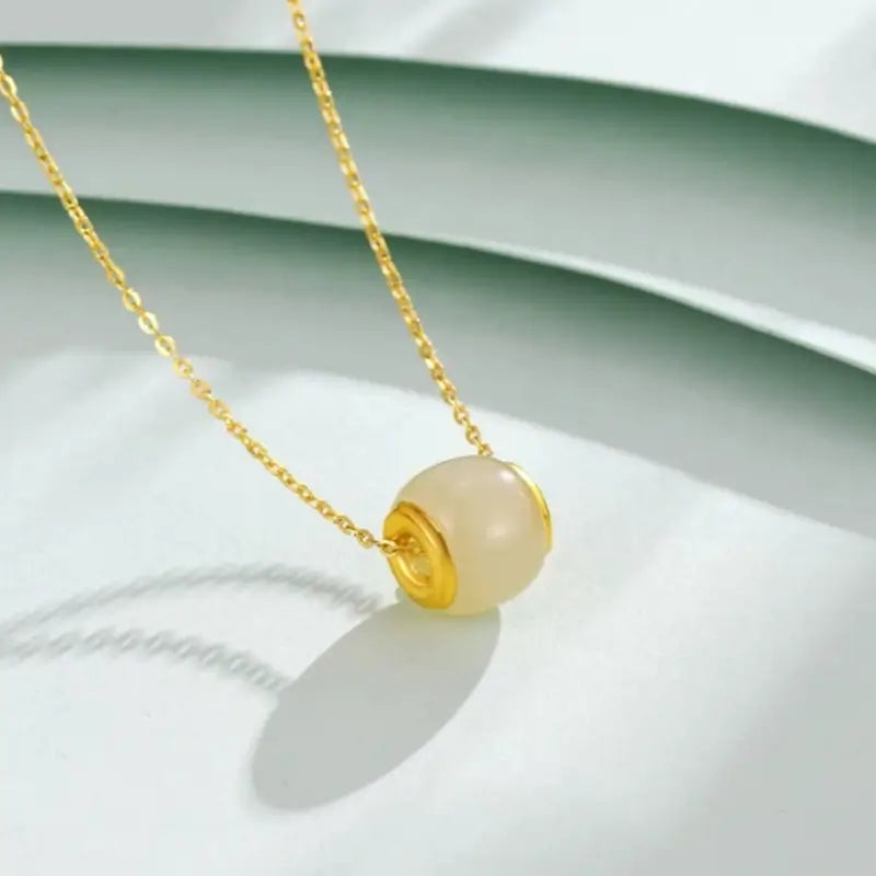 純金象嵌和田翡翠盧盧通ペンダントネックレス｜バレル型でエレガント、幸運のジュエリー。普段使いにもギフトにも最適