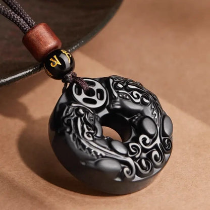 天然黒曜石の十二支風平和バックルネックレス｜特別なお守り