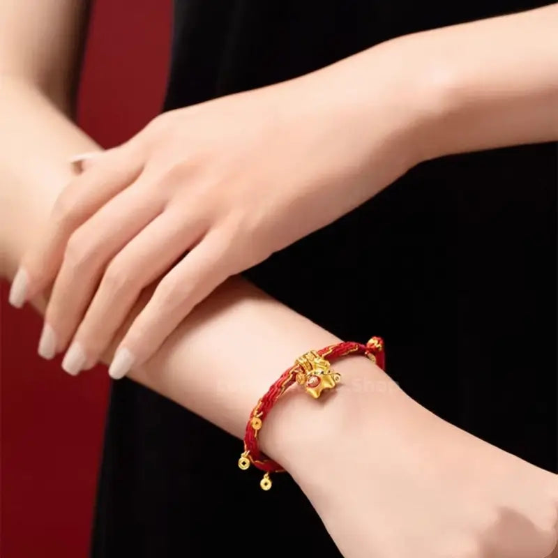 "Happiness 'On Horseback'" 18K Gold Red Lucky Fortune Bracelet from Palace Museum | Tang Dynasty Inspired Jewelry-LuckyCharms.Shop